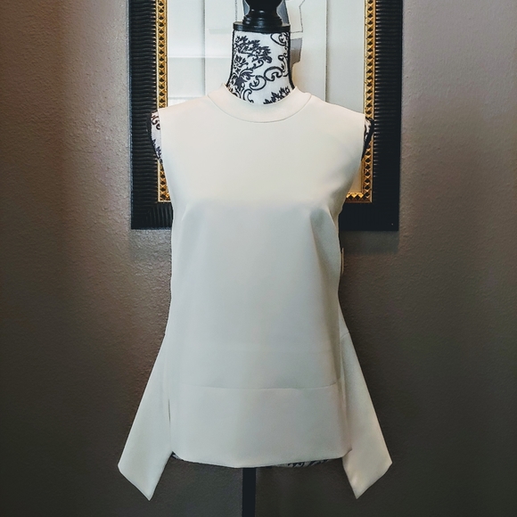 Halogen Tops - Cream asymmetrical top New size M